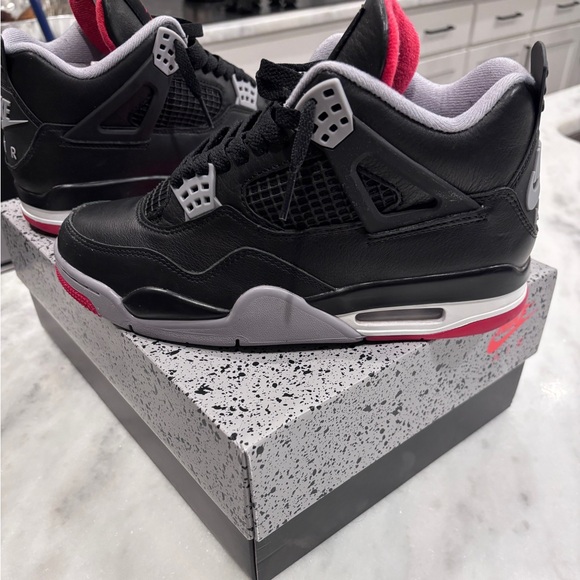 Black and Red Sneakers - Picture 4 of 9